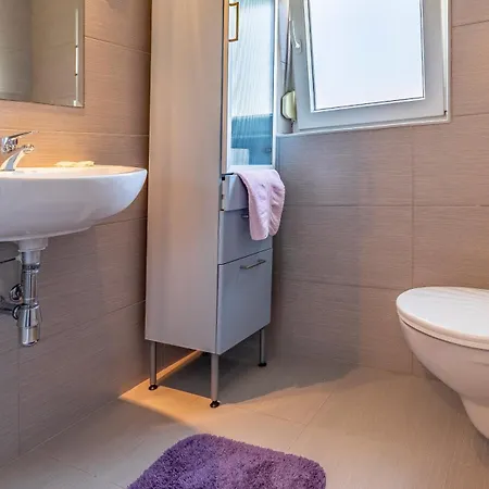 Gostinjska kuća Natalija 3*