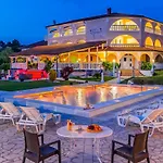 Gasthof Natalija 3*