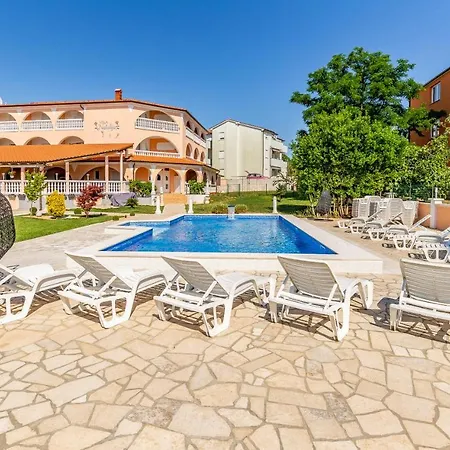 Natalija Bed & Breakfast 3*