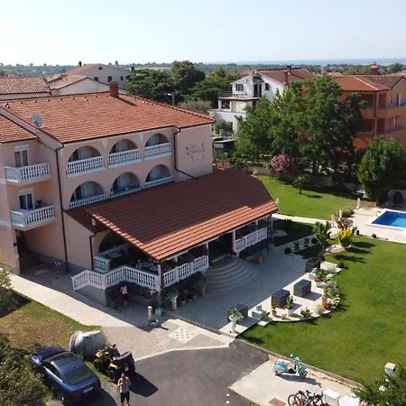 Natalija Bed & Breakfast Medulin