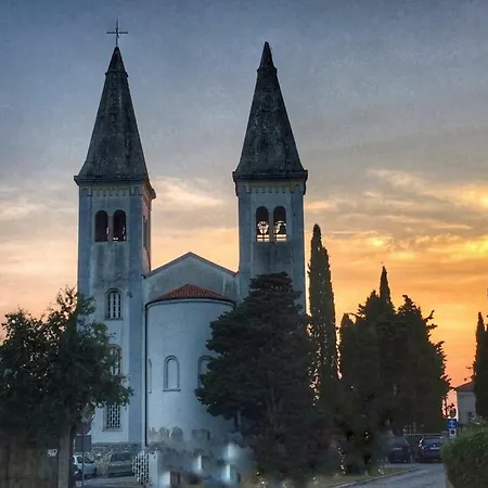 Natalija ベッド・アンド・ブレックファスト 3*