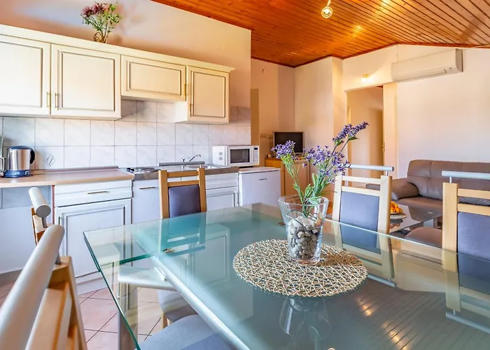 Natalija Gæstehus 3*